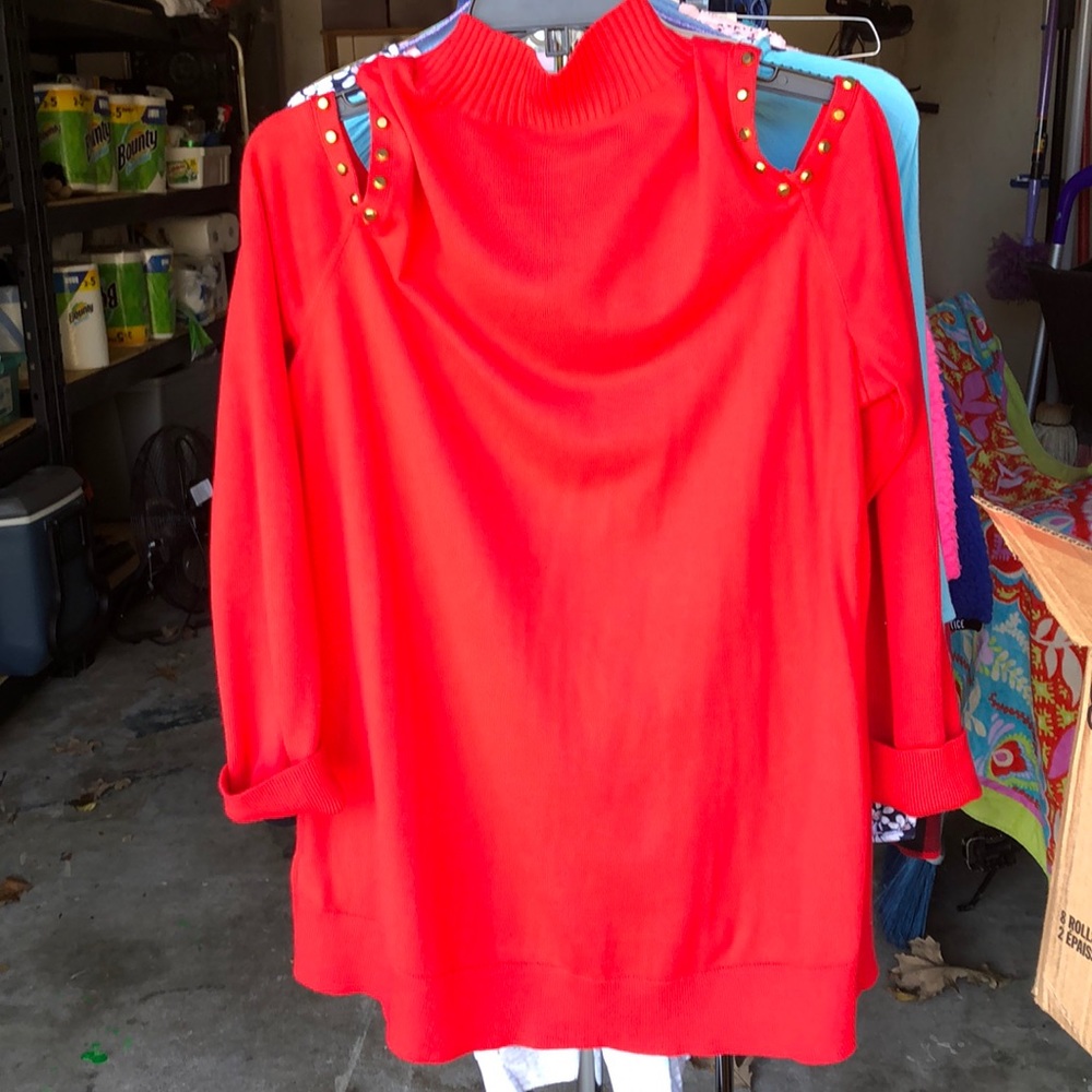 Sweater - Picture 3 of 3